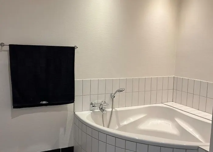 Bright & Spacious In *