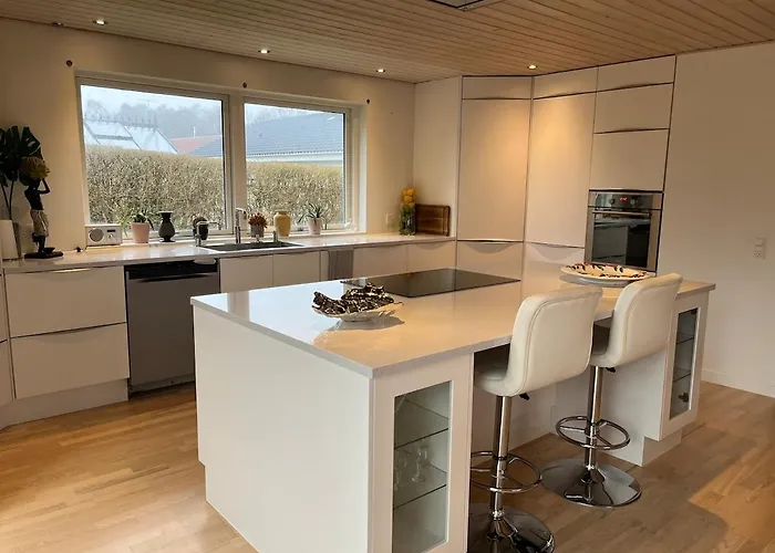 Bright & Spacious In 빌라 *